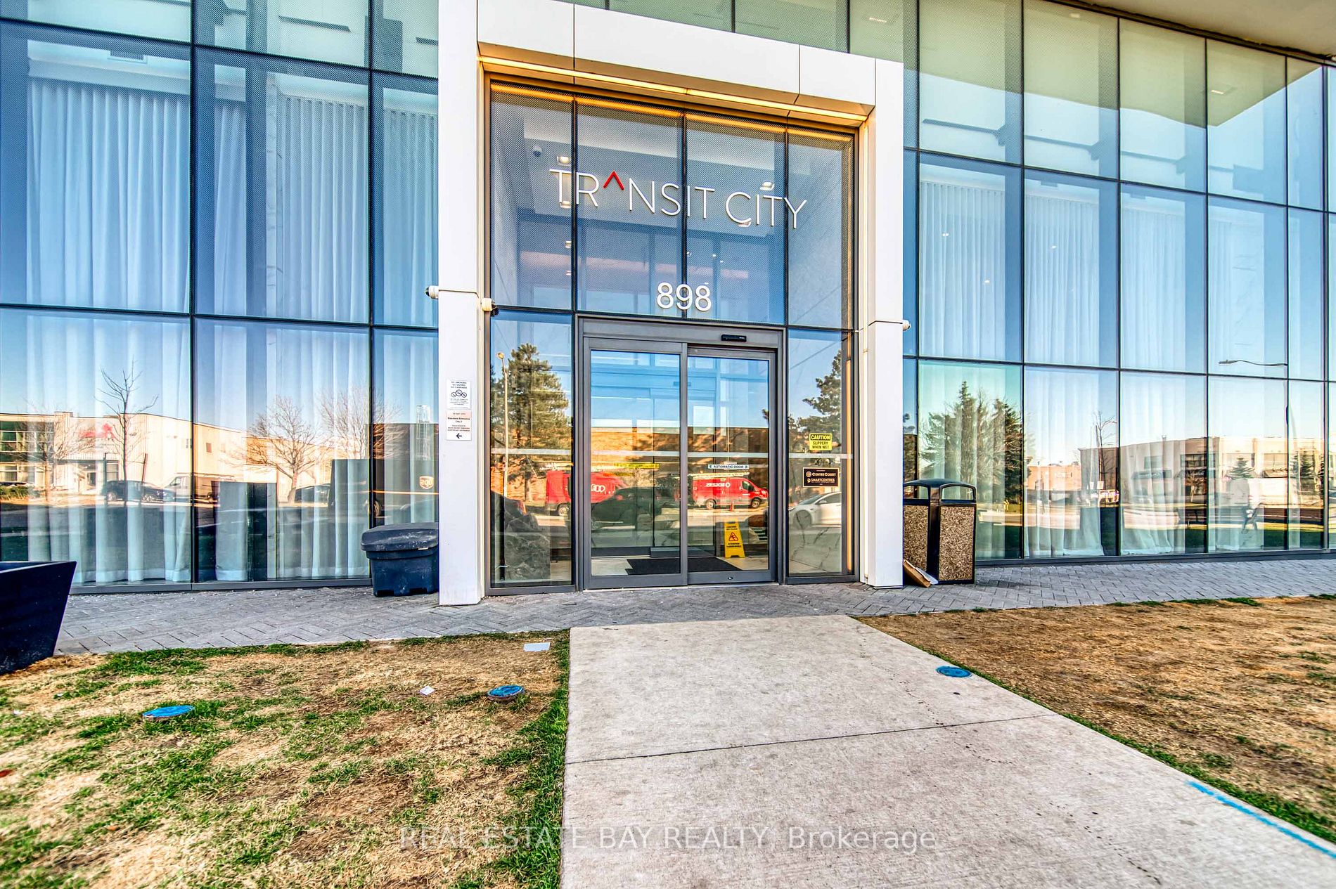 898 Portage Pkwy, #4712