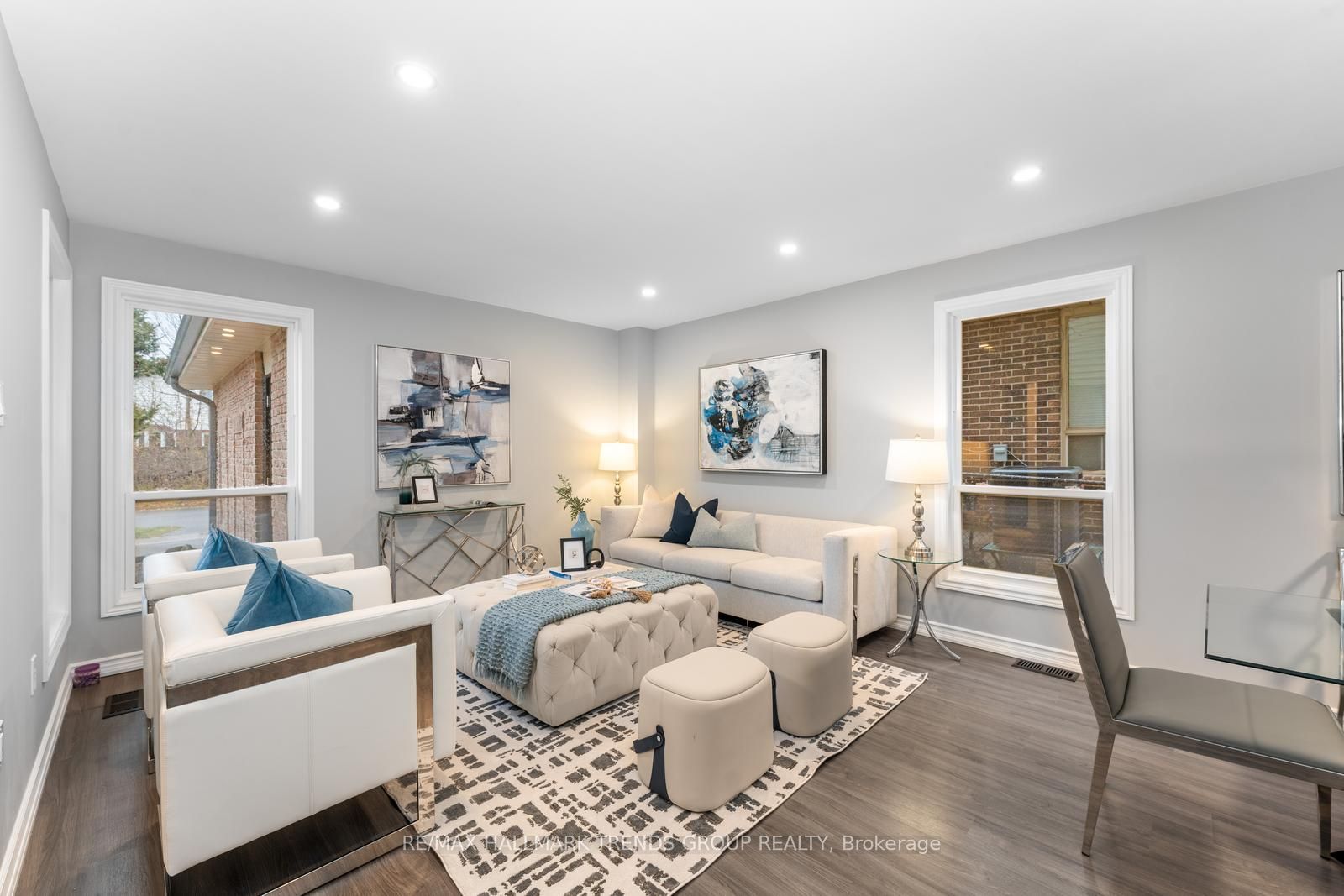 6 Macauley Dr