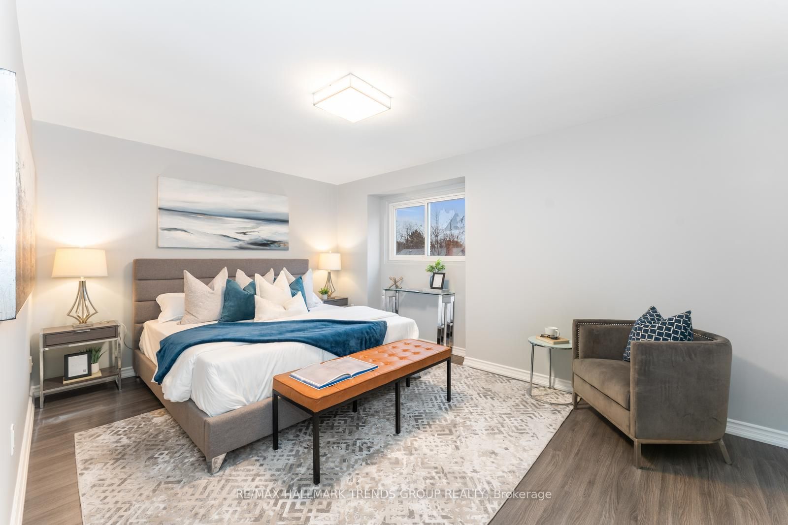 6 Macauley Dr