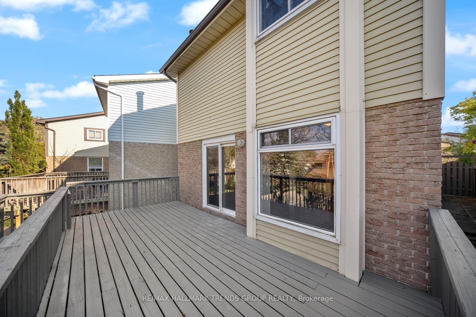 6 Macauley Dr