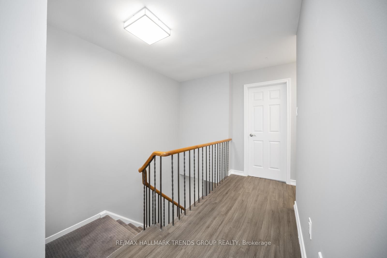 6 Macauley Dr