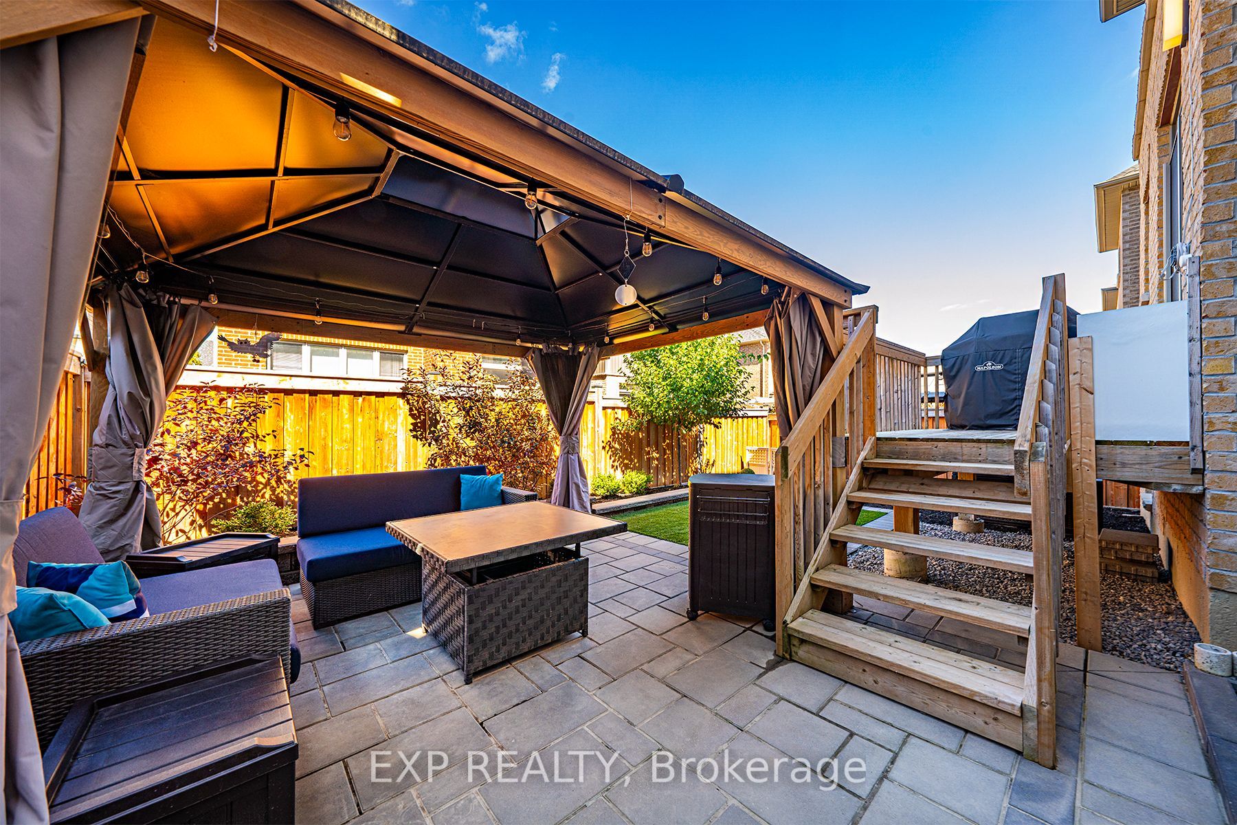 67 Leaden Hall Dr