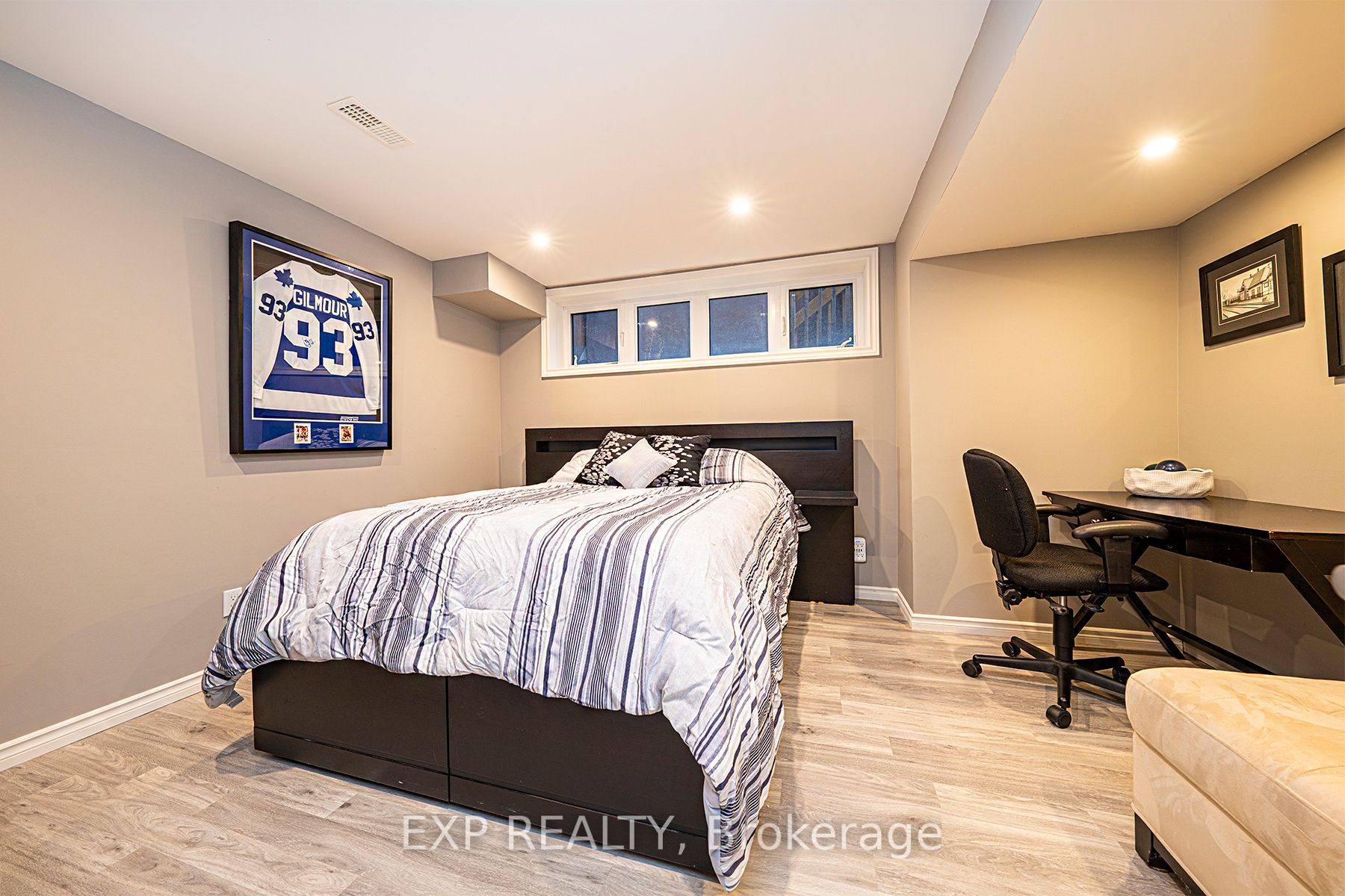 67 Leaden Hall Dr