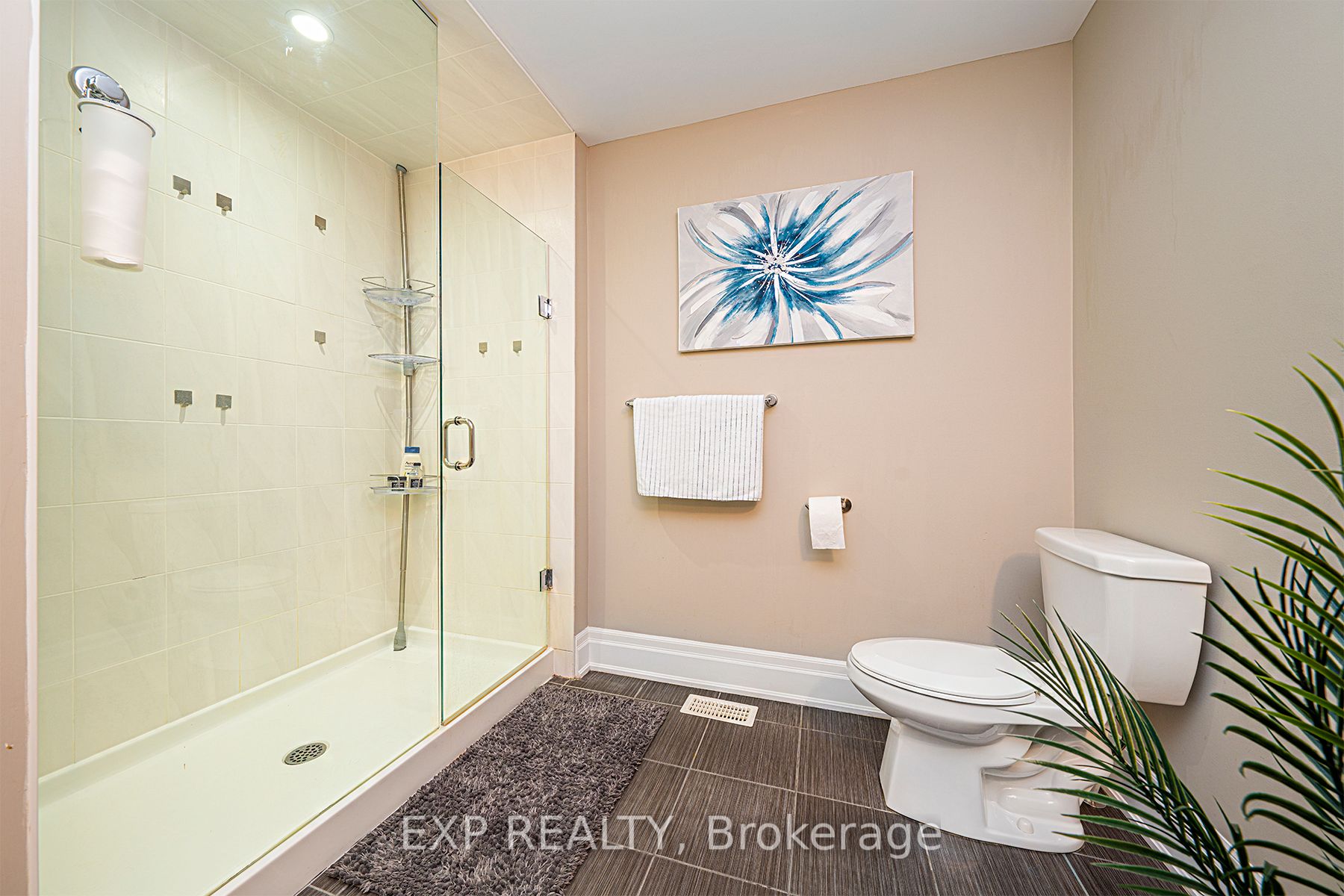 67 Leaden Hall Dr