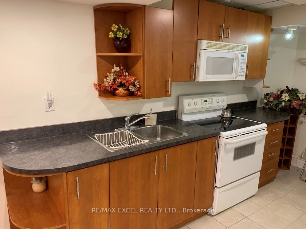 130 Canyon Hill Ave, #Bsmt