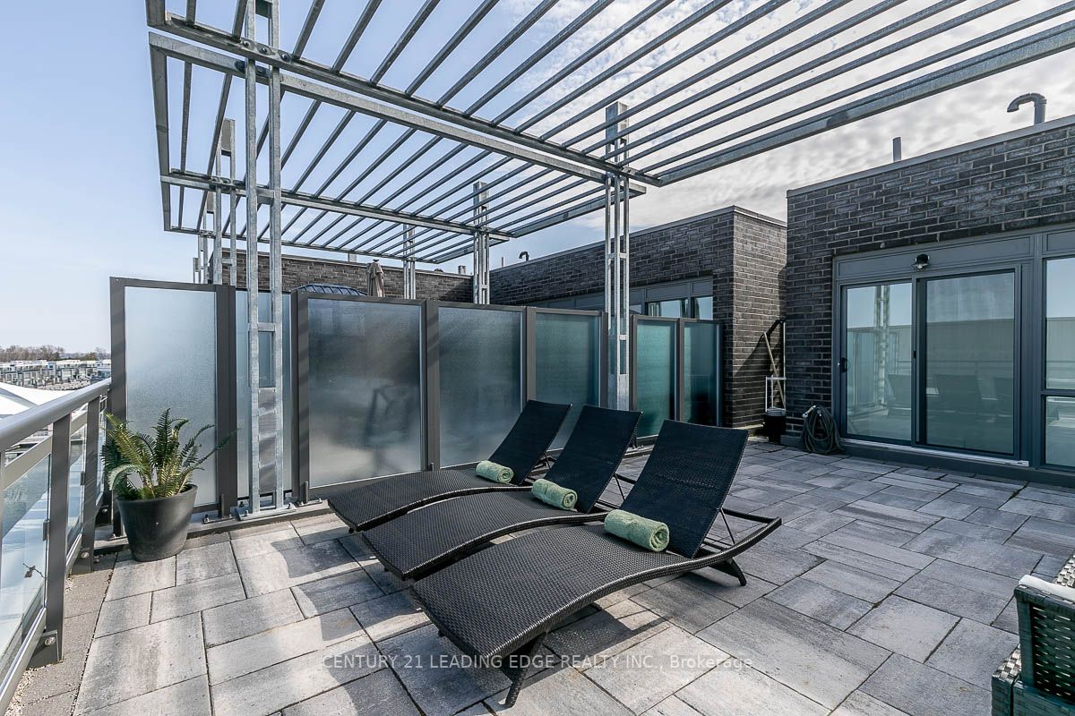 303 Broward Way, #97