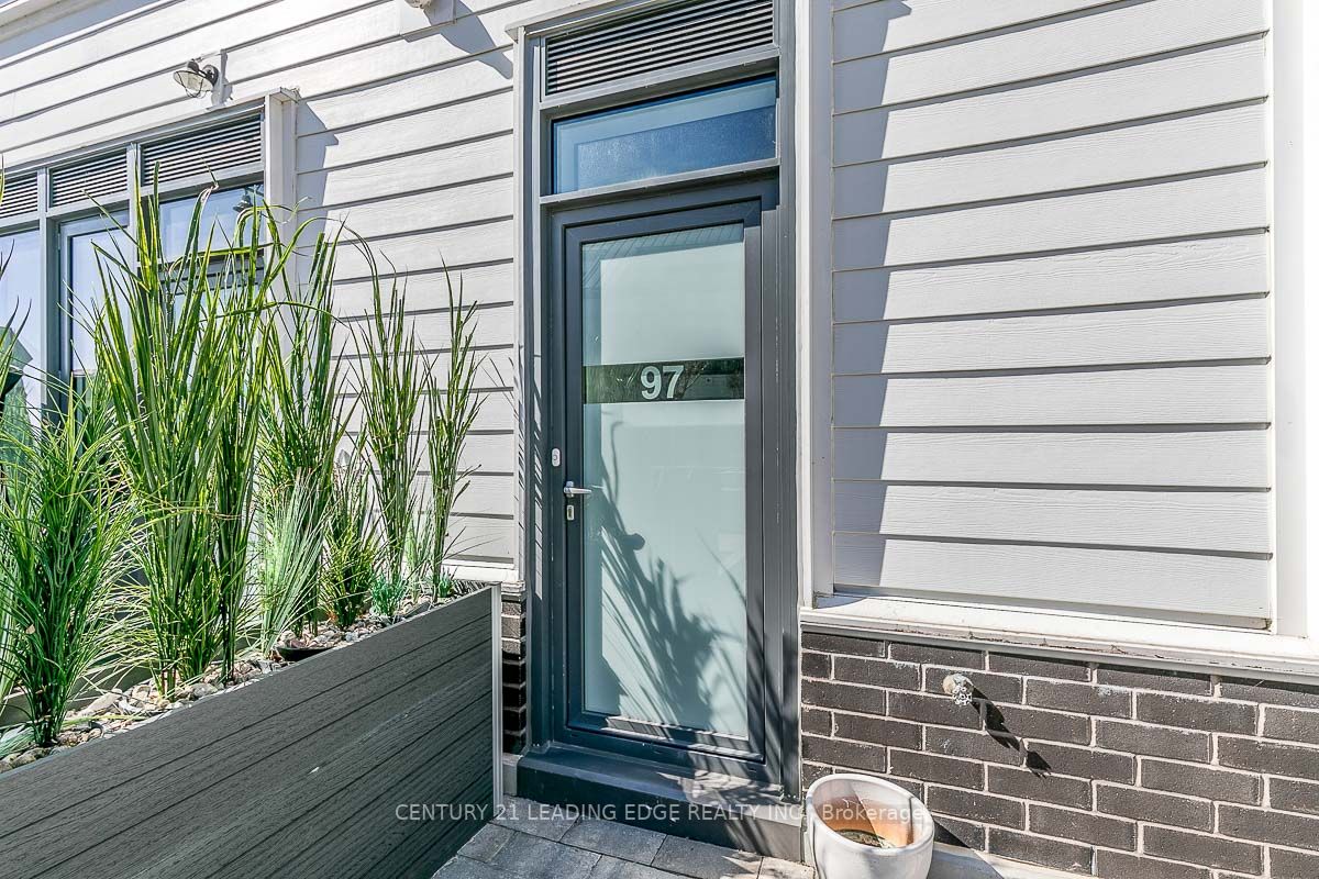 303 Broward Way, #97