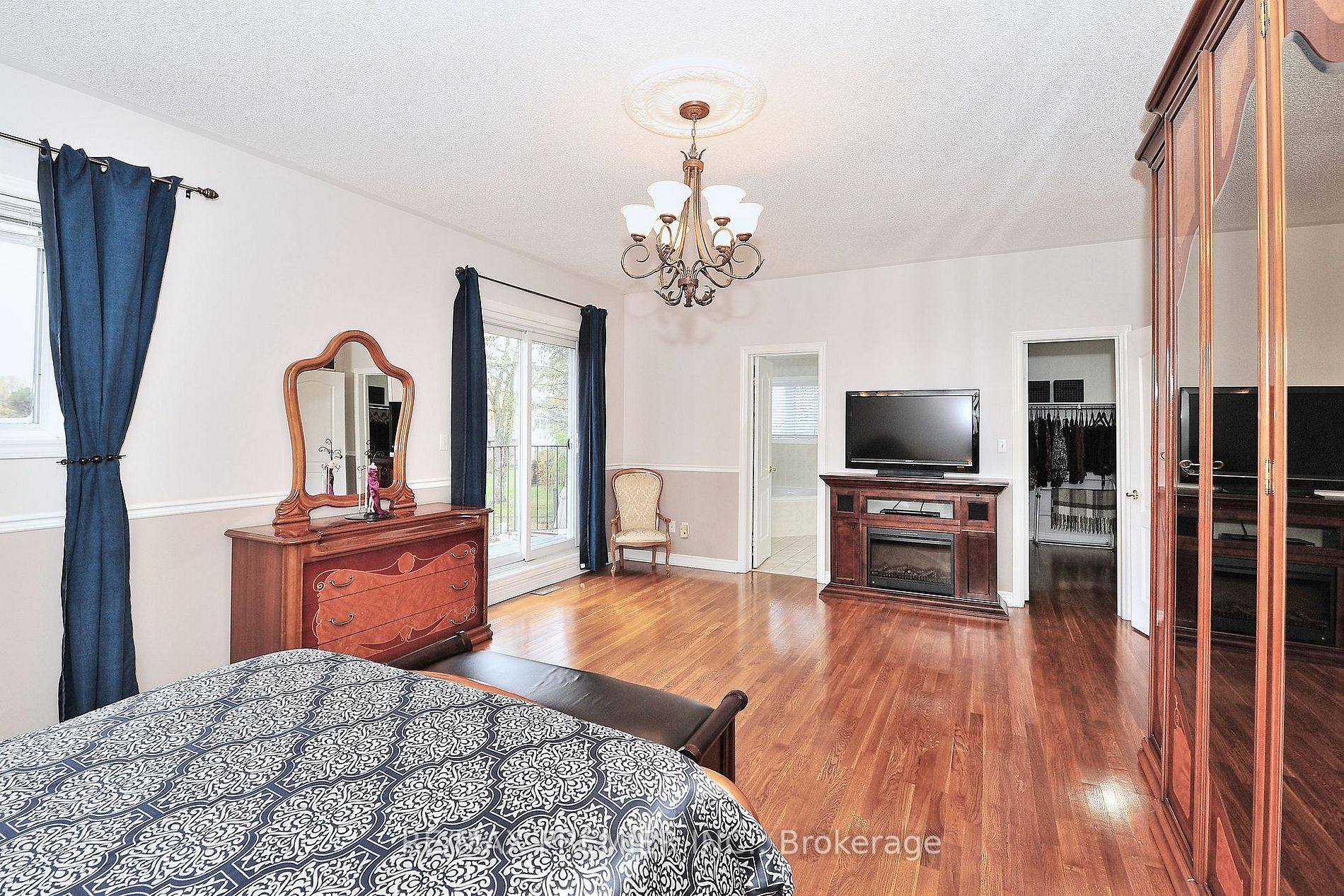 33 Everglades Crt