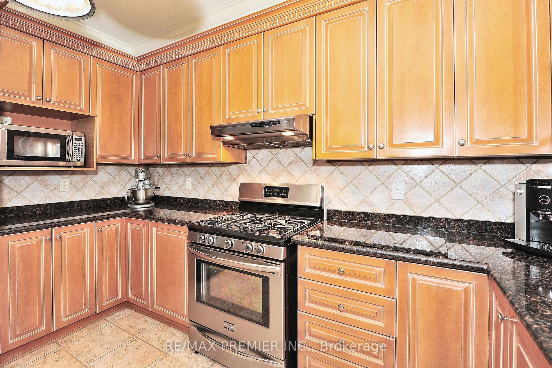 33 Everglades Crt