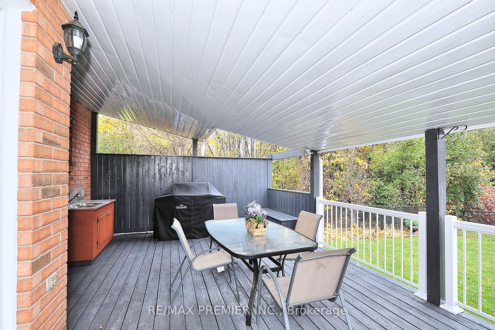 33 Everglades Crt
