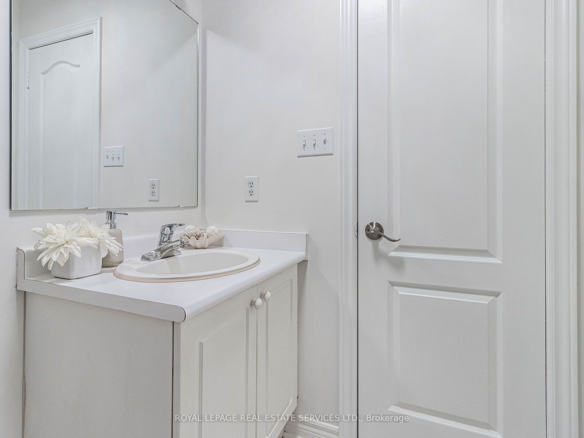 19 Toscana Rd