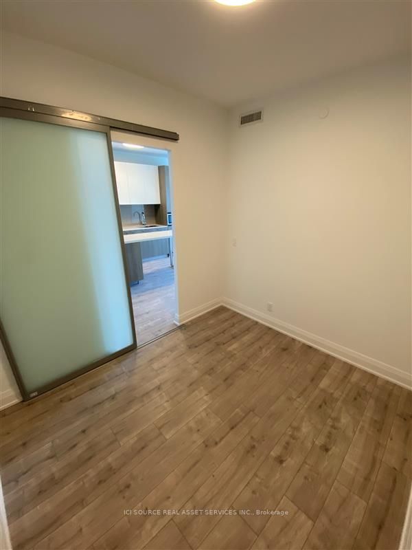 18 Water Walk Dr, #3502