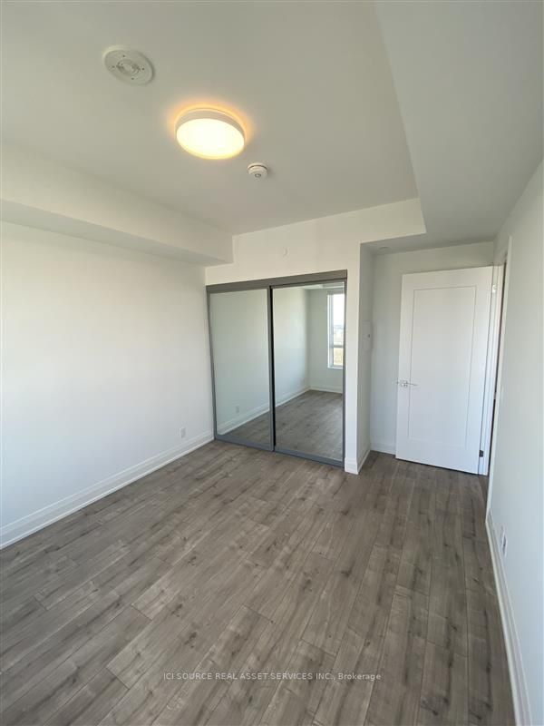 18 Water Walk Dr, #3502