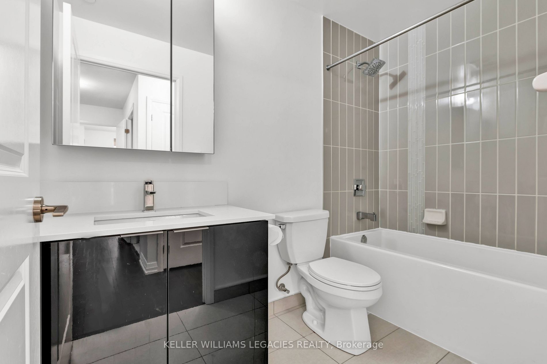 99 Eagle Rock Way, #106