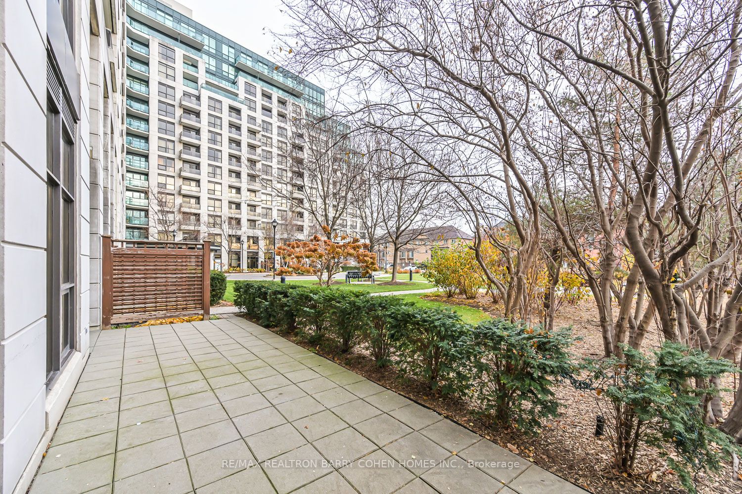 18 Harding Blvd, #114