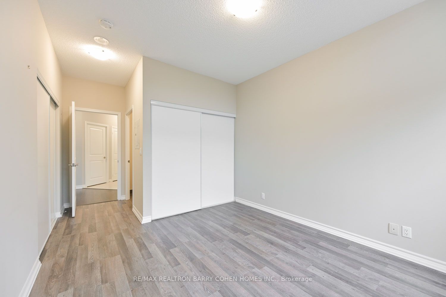 18 Harding Blvd, #114