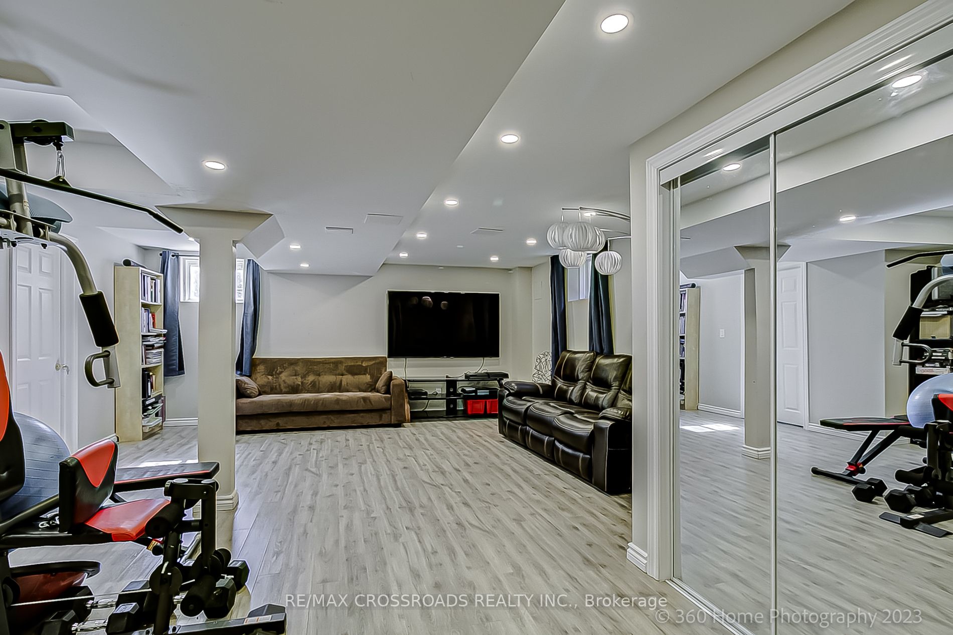 612 Society Crescent
