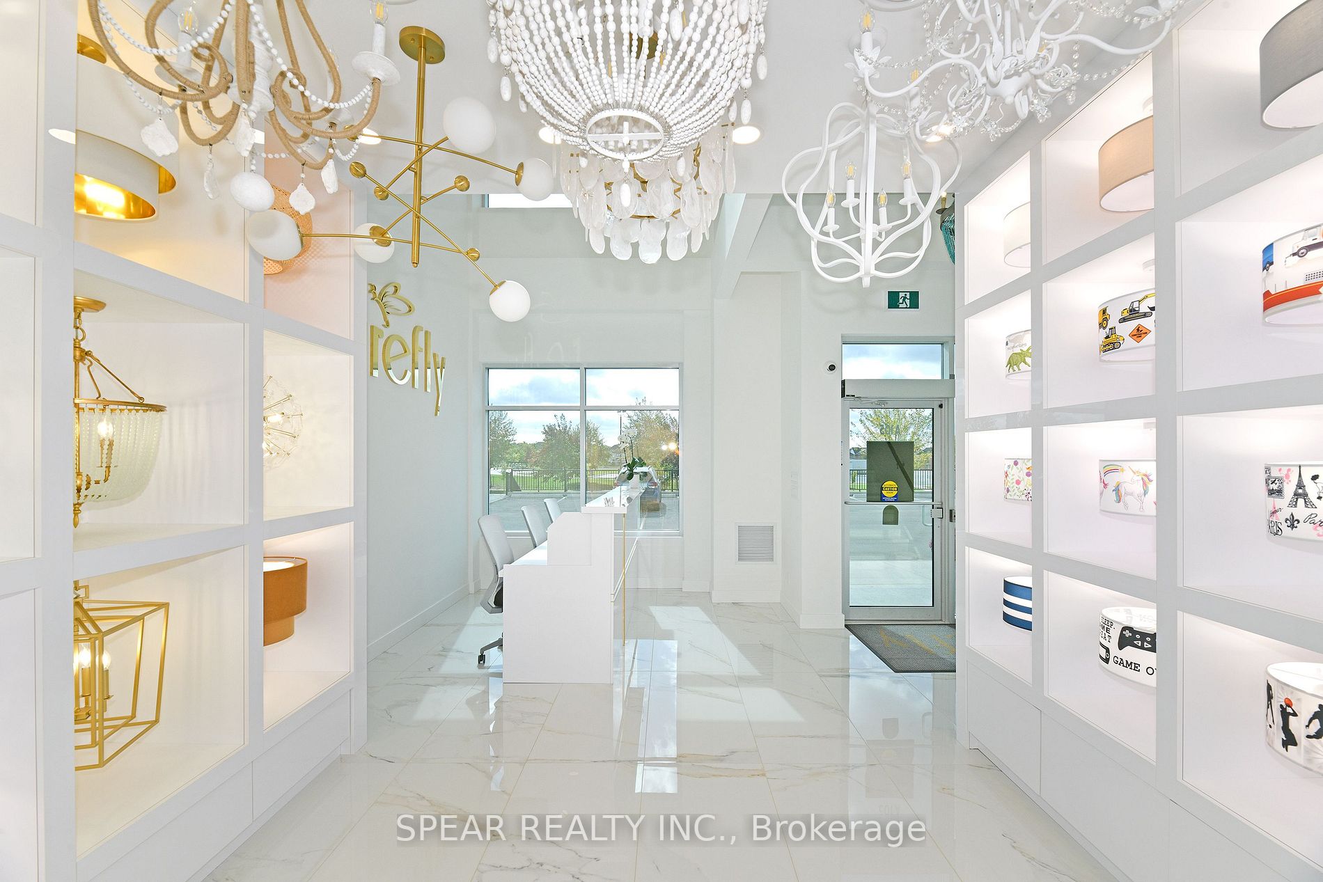 200 Mostar St, #105