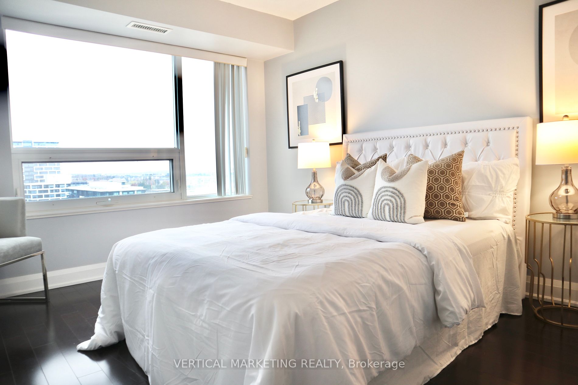 1 Uptown Dr, #1606