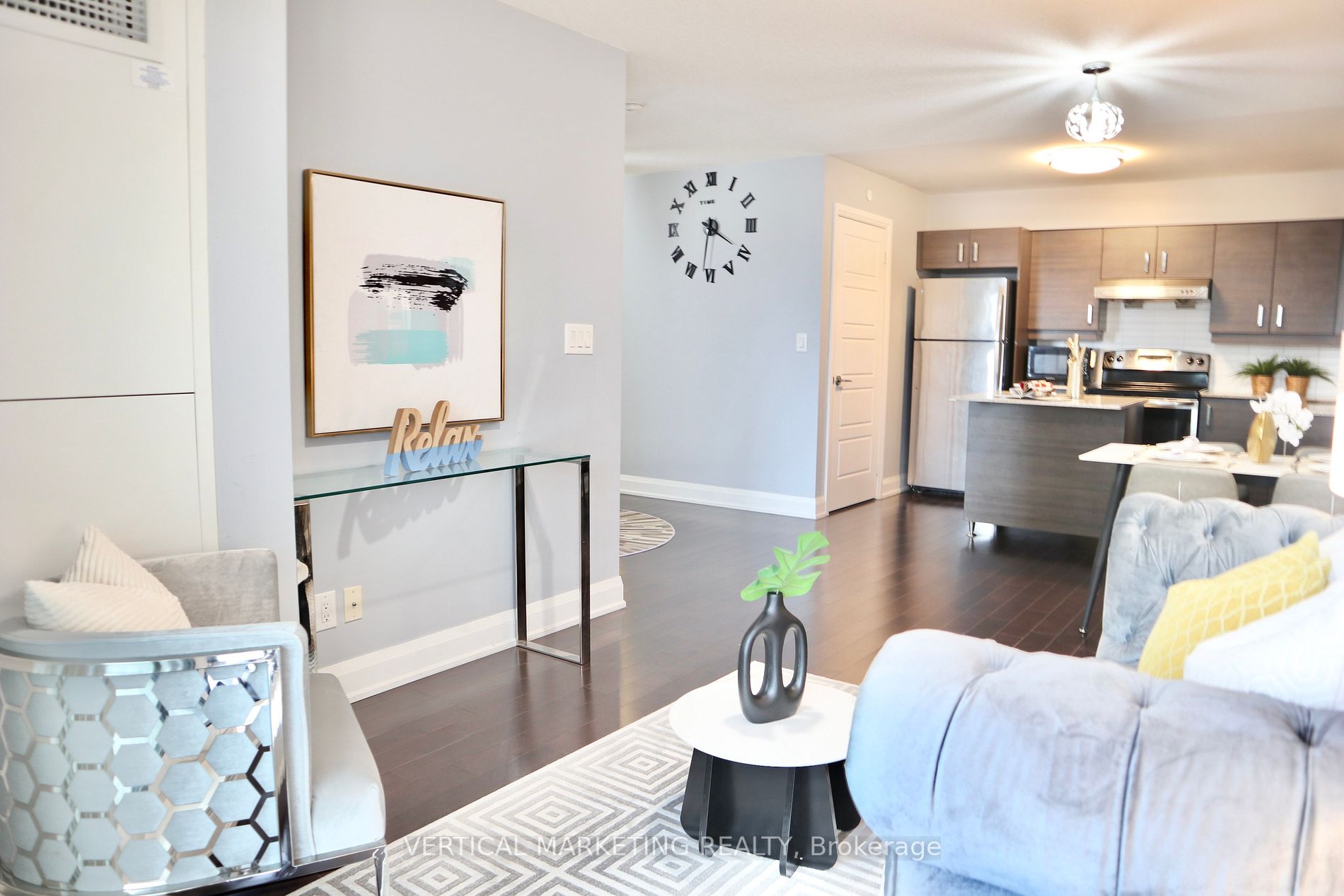 1 Uptown Dr, #1606