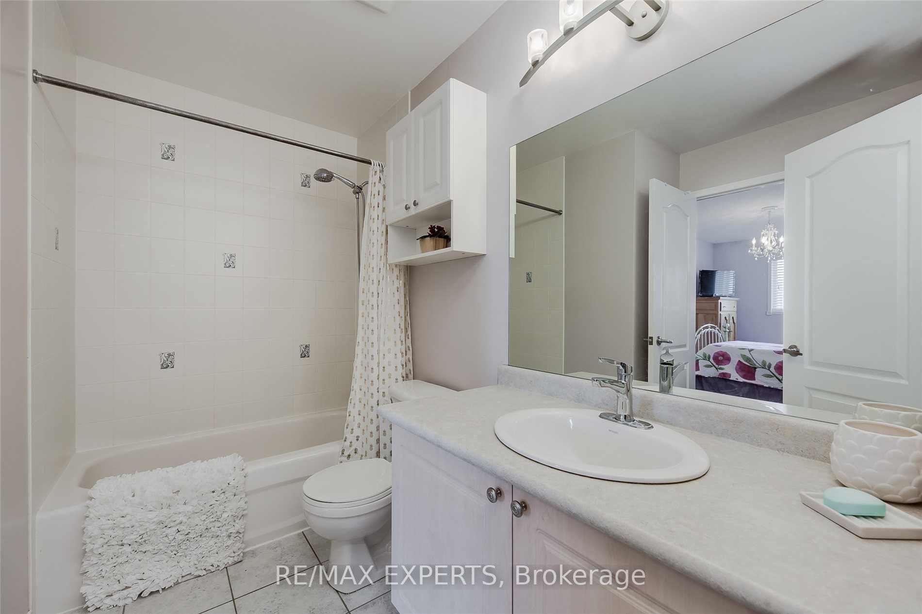 68 Adams St, #Main
