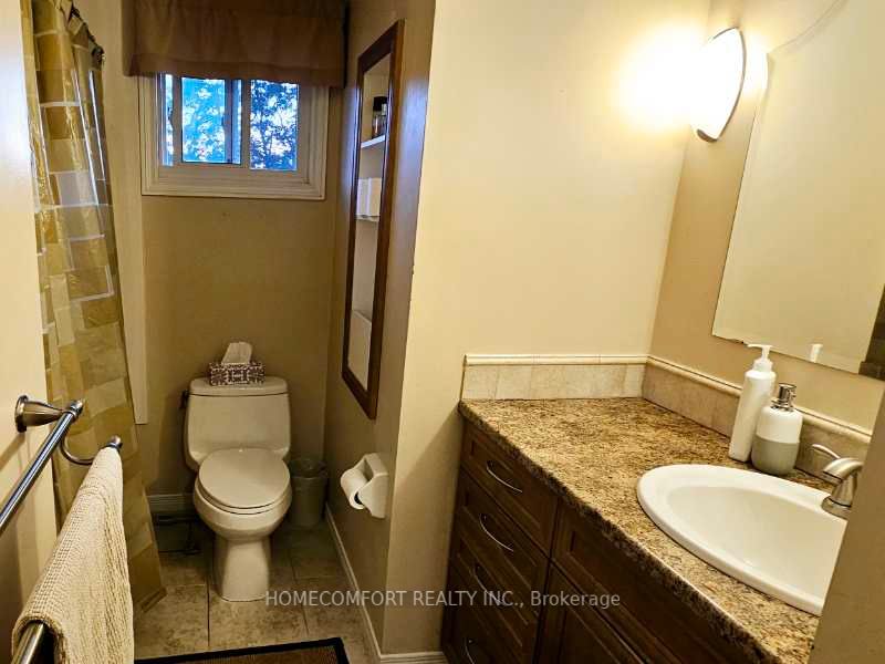 8 Sir Lancelot Dr