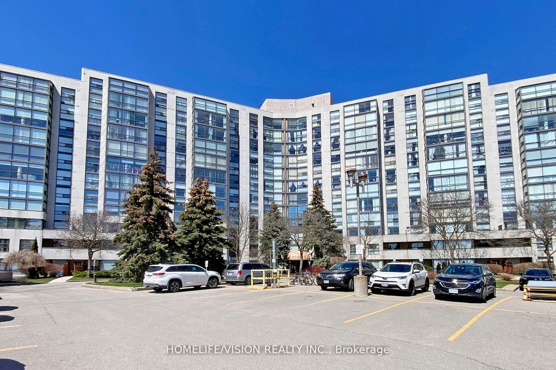 40 Harding Blvd, #203