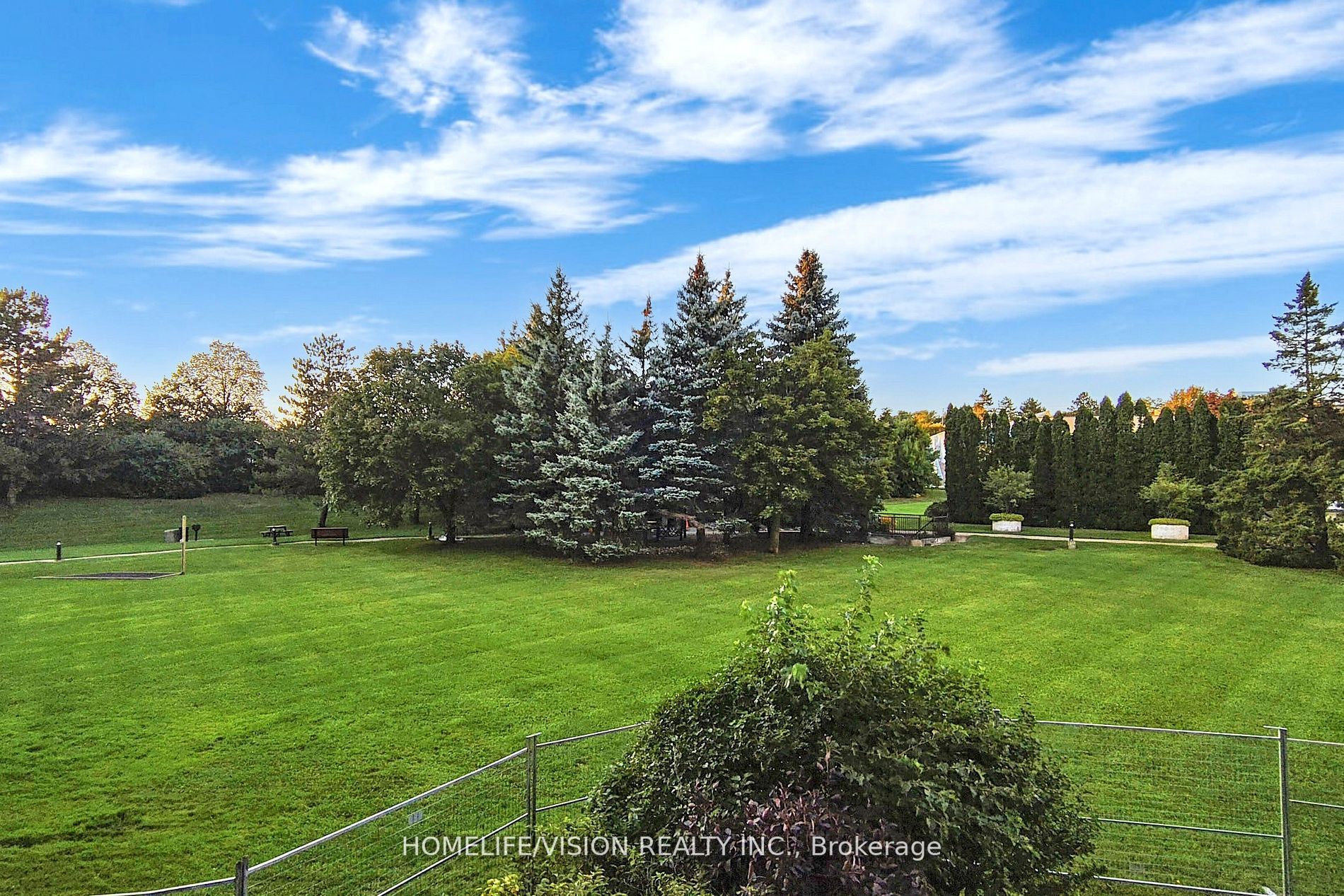 40 Harding Blvd, #203