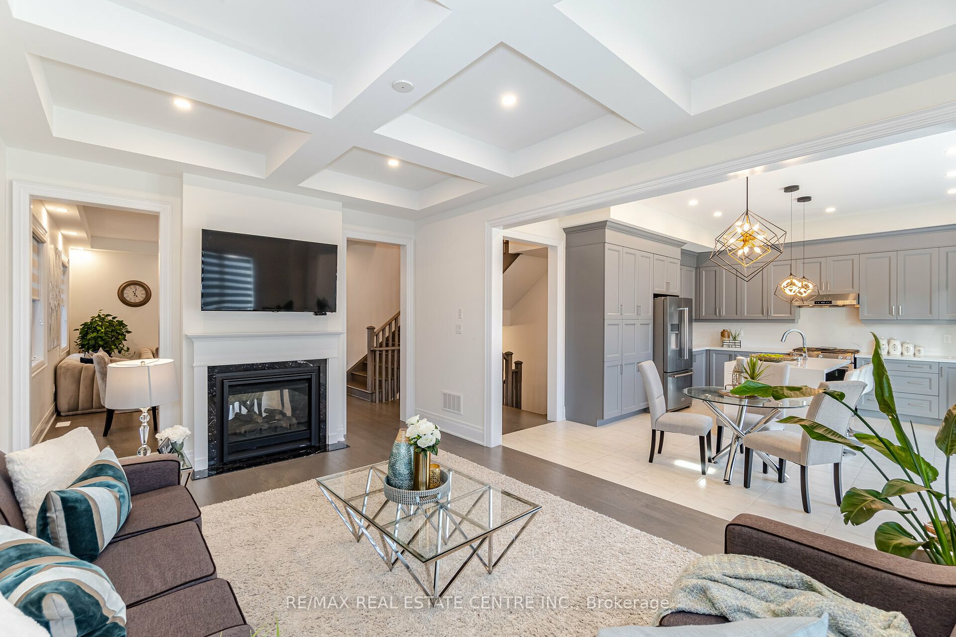 33 Brant Dr