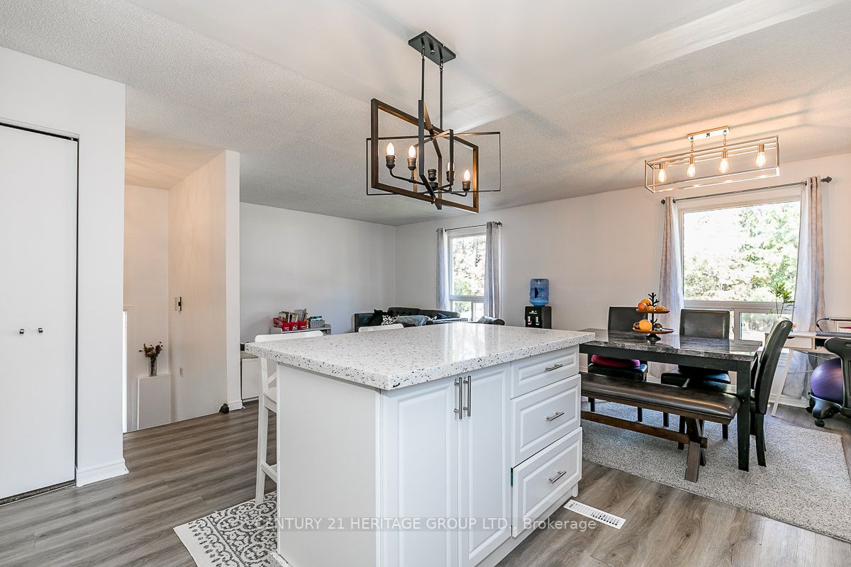 71 Boyne Cres