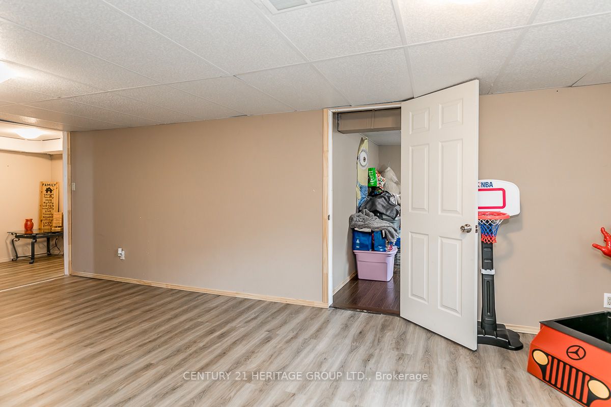 71 Boyne Cres
