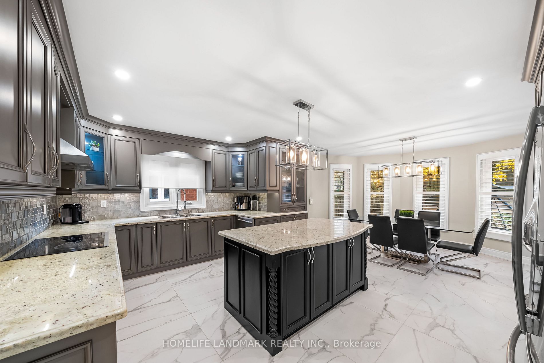 34 Woodstone Ave