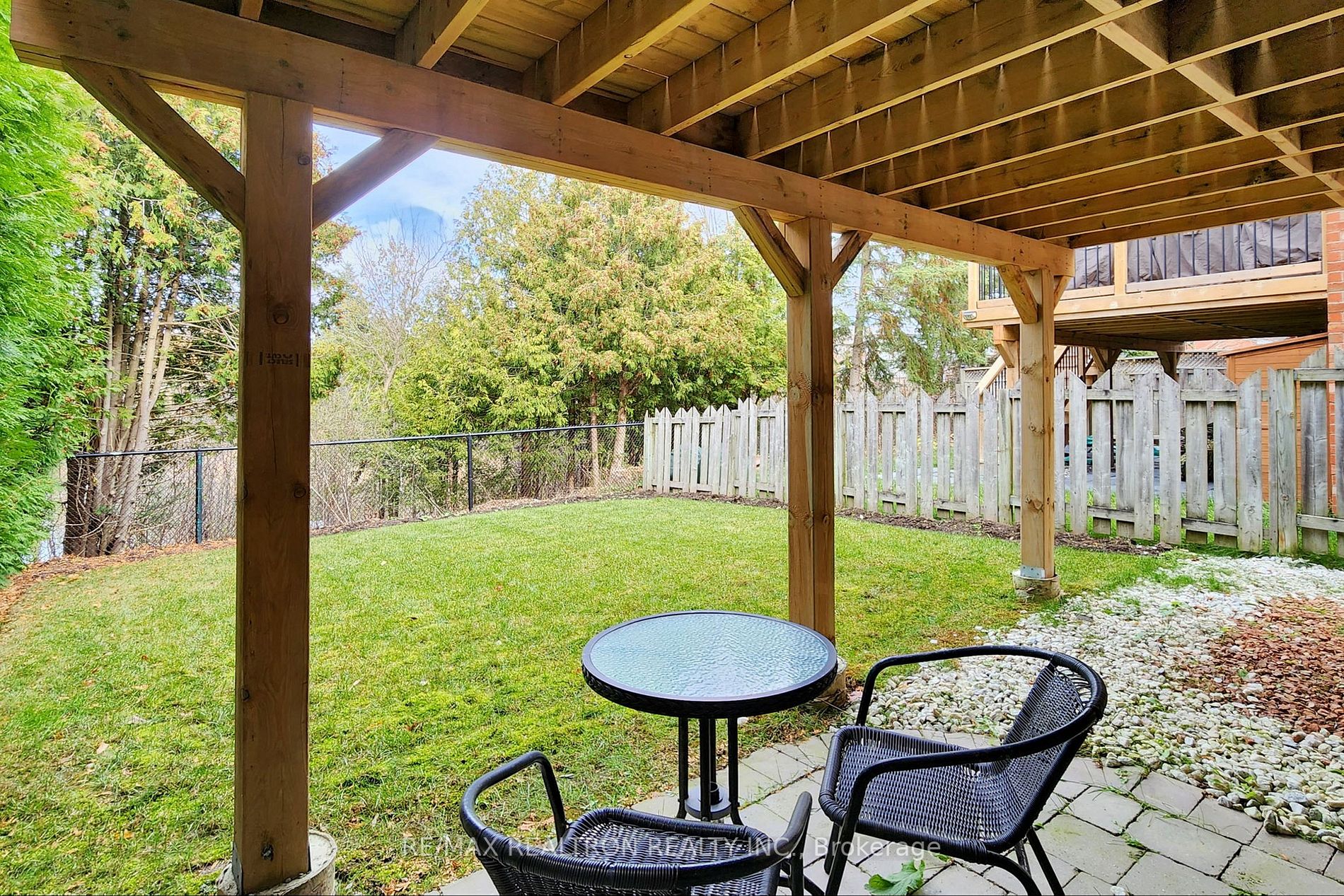 64 Downey Circ
