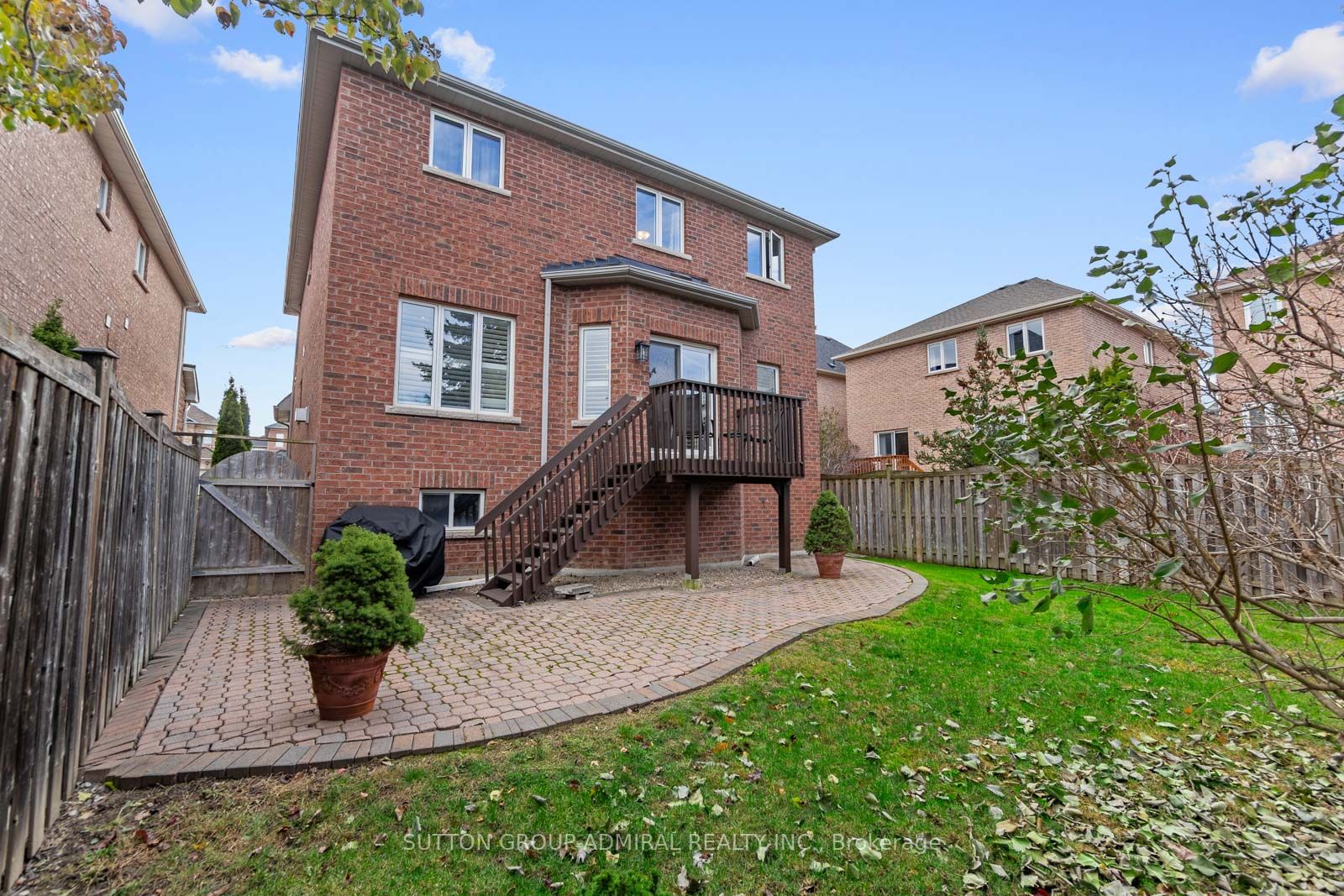 474 Autumn Hill Blvd