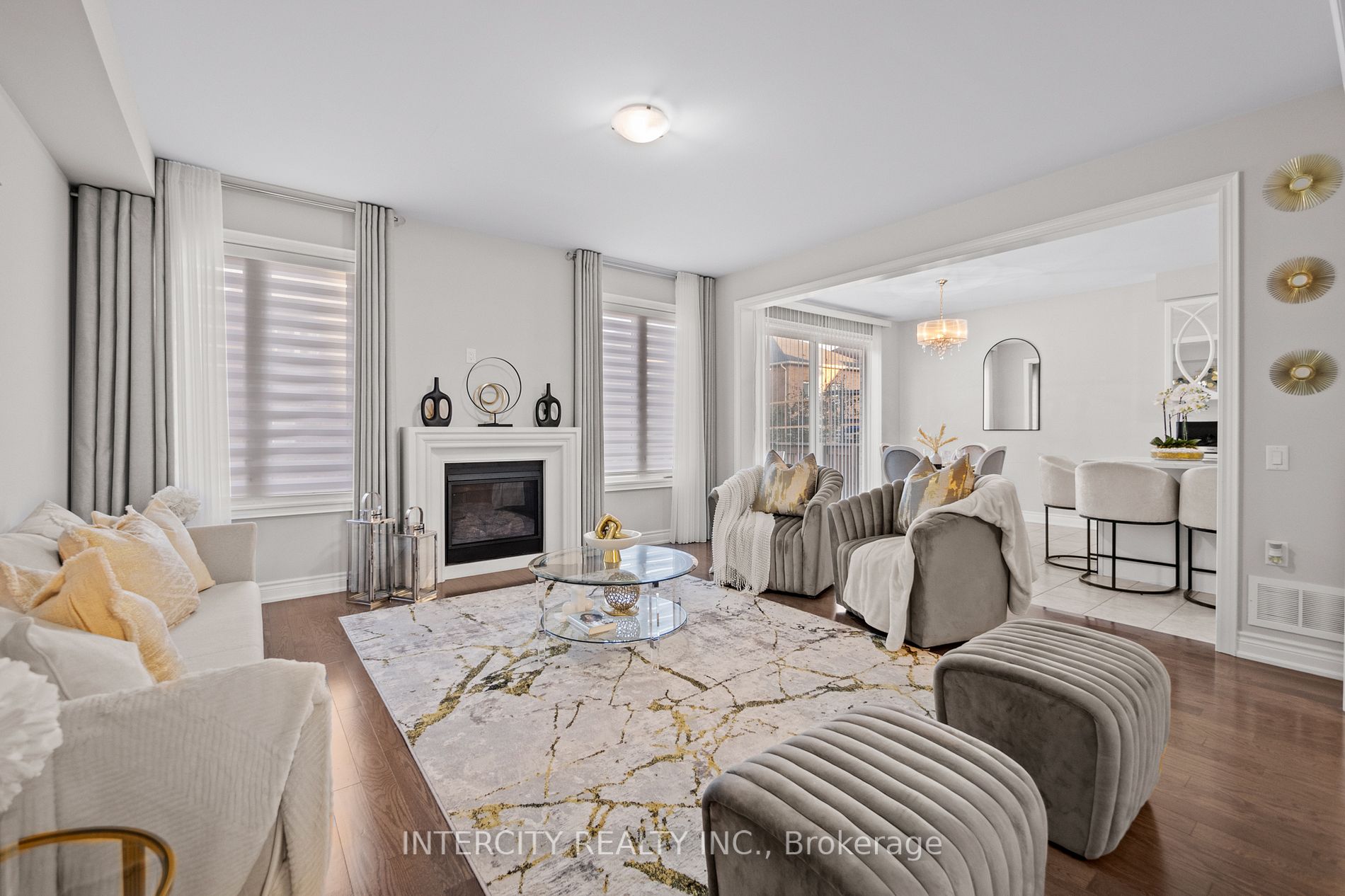 19 Selby Cres