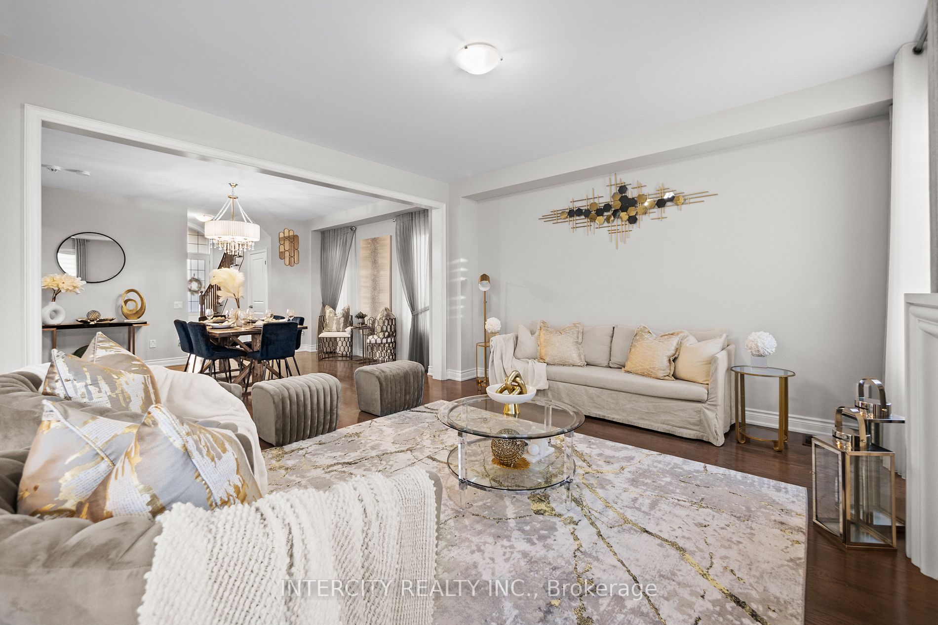 19 Selby Cres