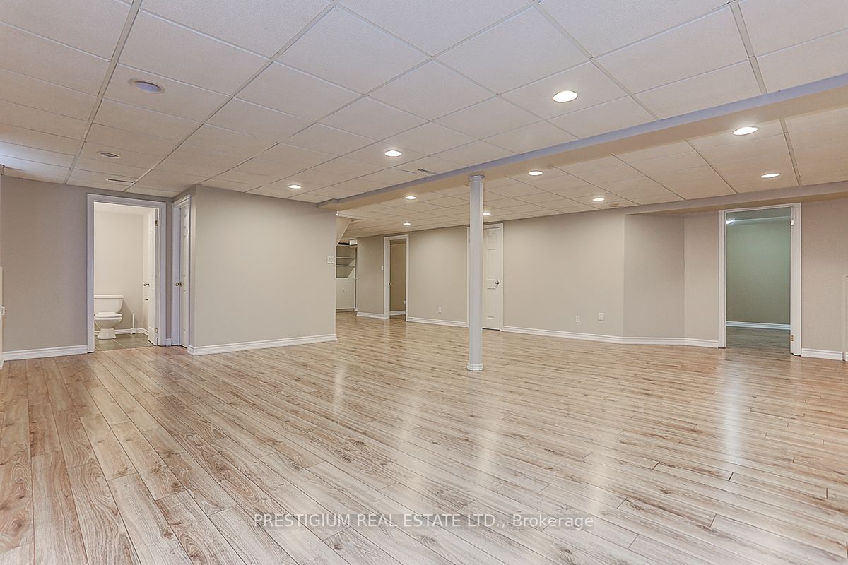61 Addington Sq