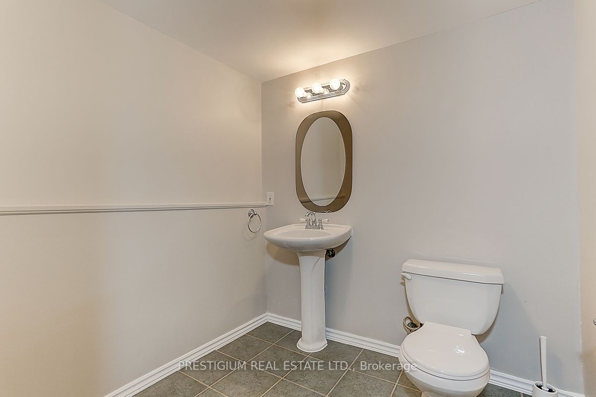 61 Addington Sq