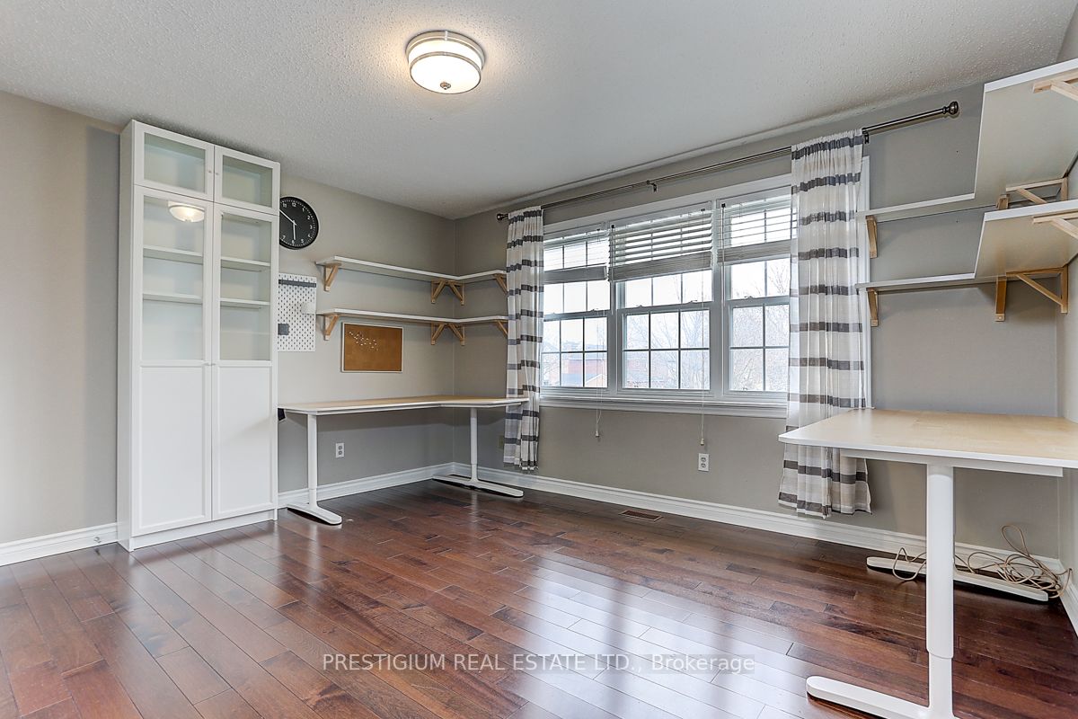 61 Addington Sq