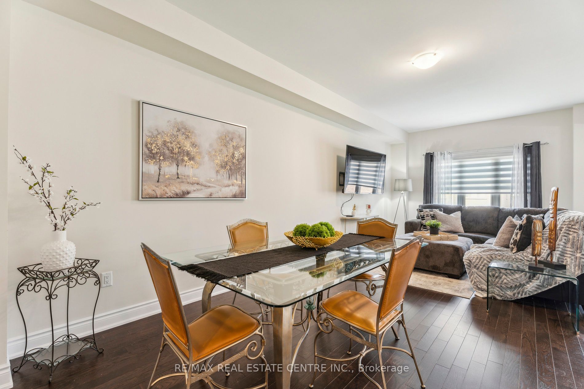 53 Janes Cres
