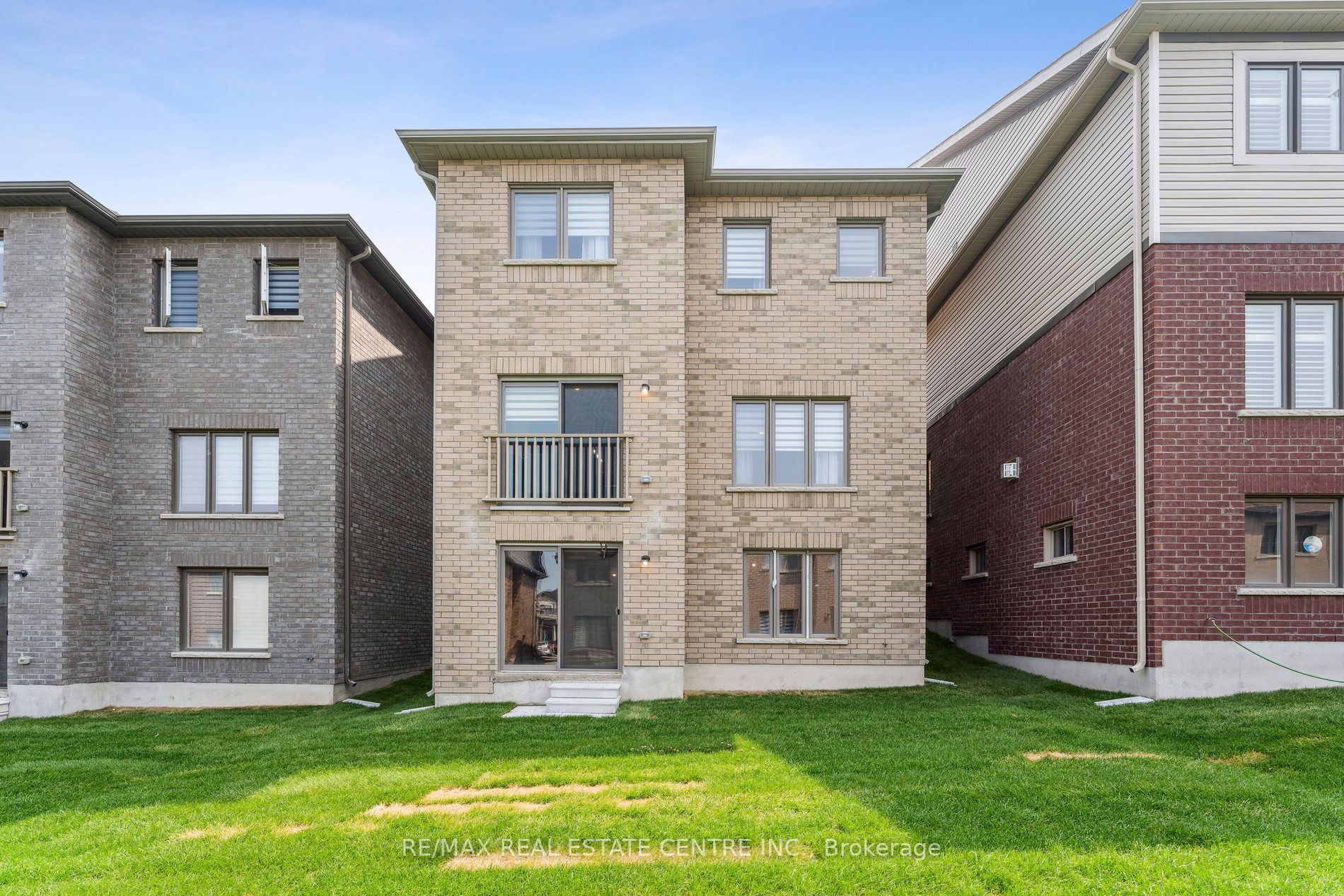 53 Janes Cres