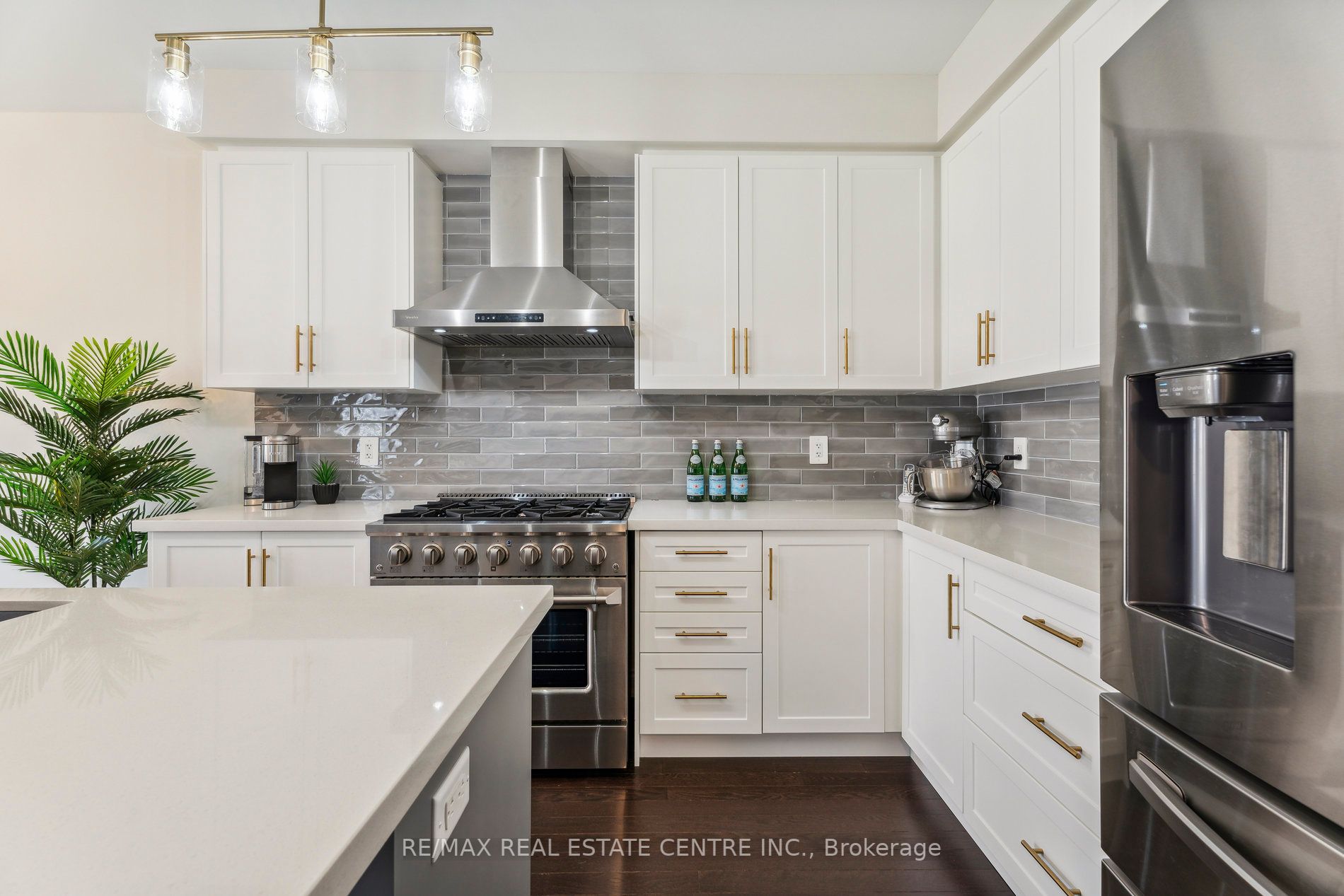 53 Janes Cres