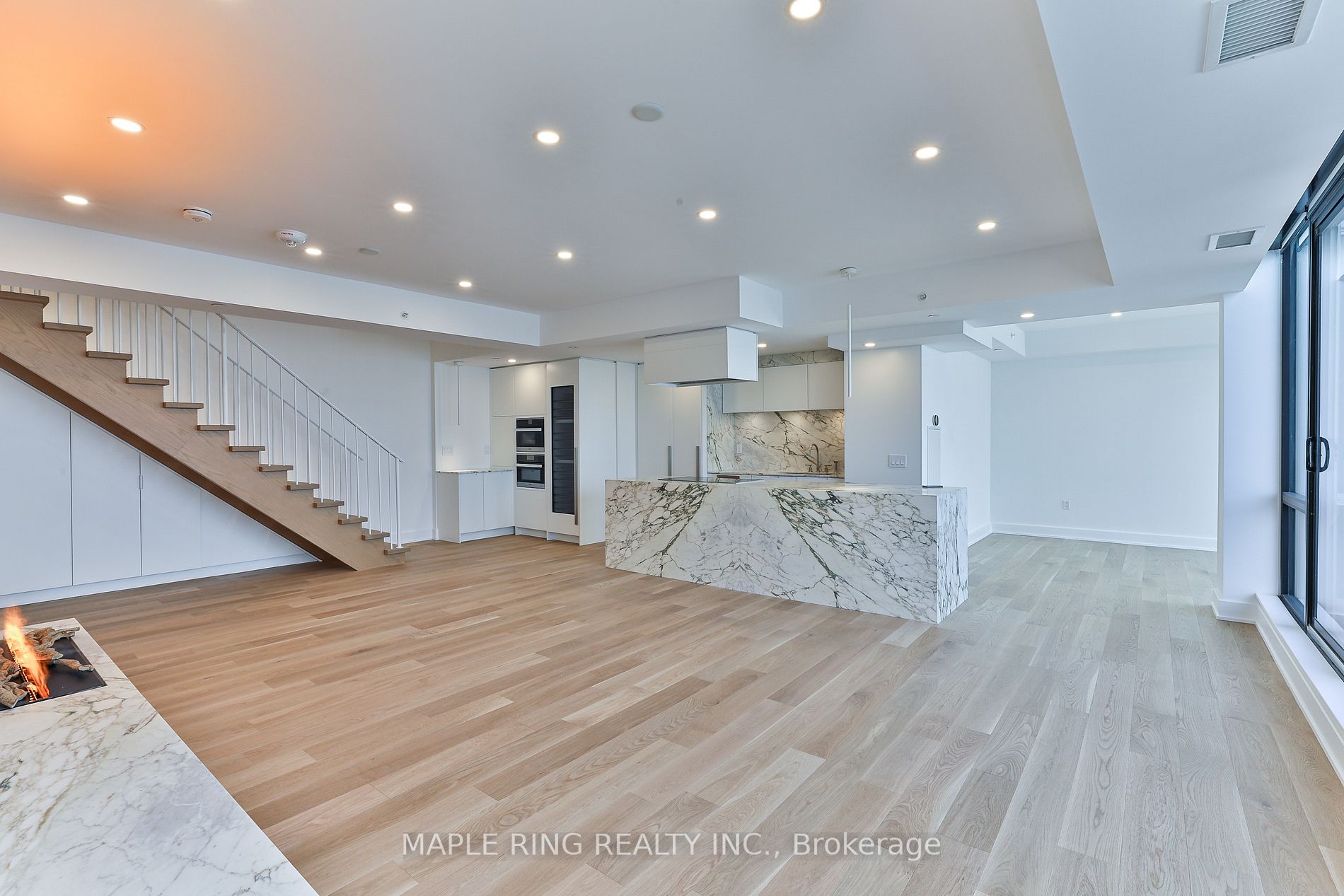 2916 Highway 7 Rd, #3804