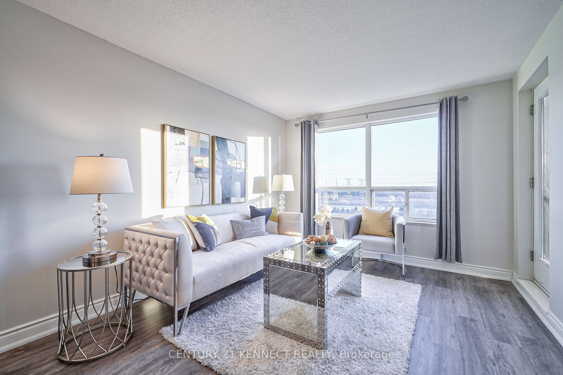37 Galleria Pkwy, #910