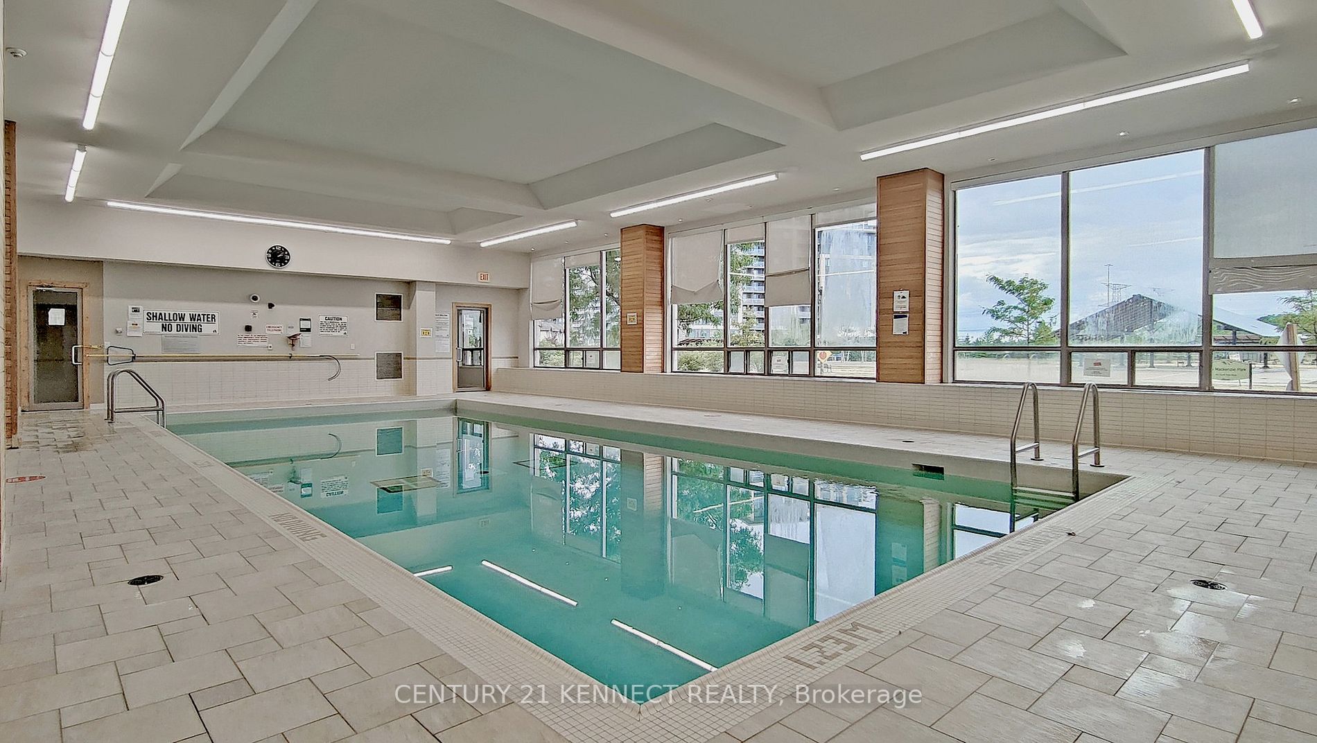 37 Galleria Pkwy, #910