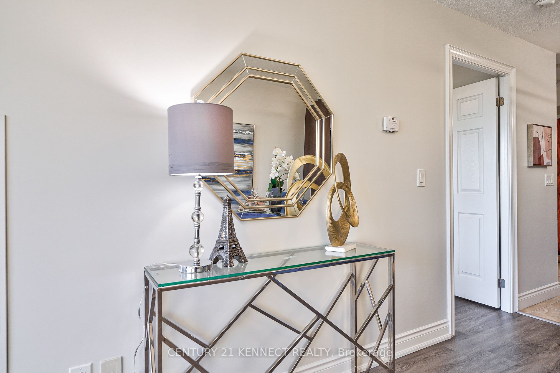 37 Galleria Pkwy, #910