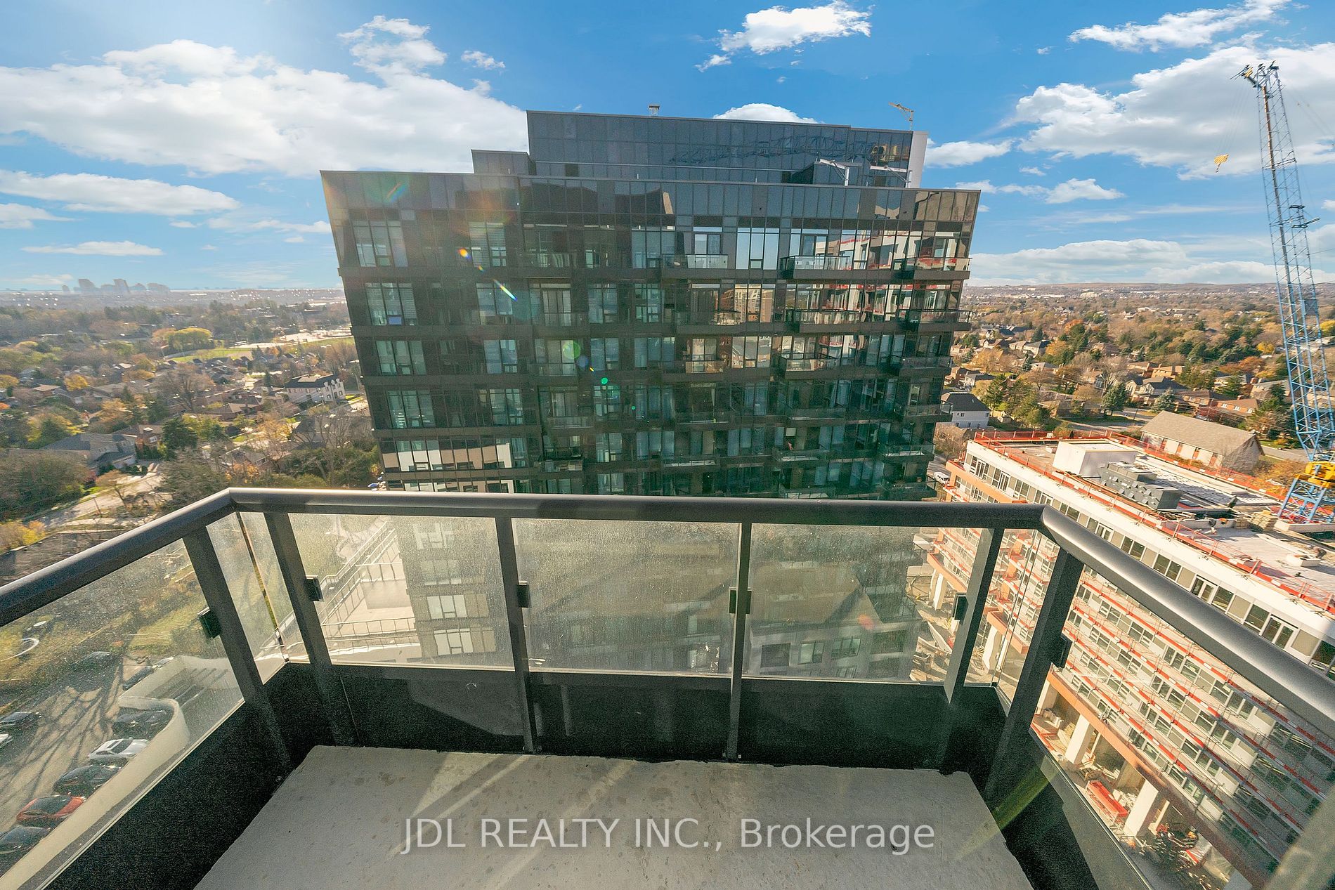 8868 Yonge St, #1701E