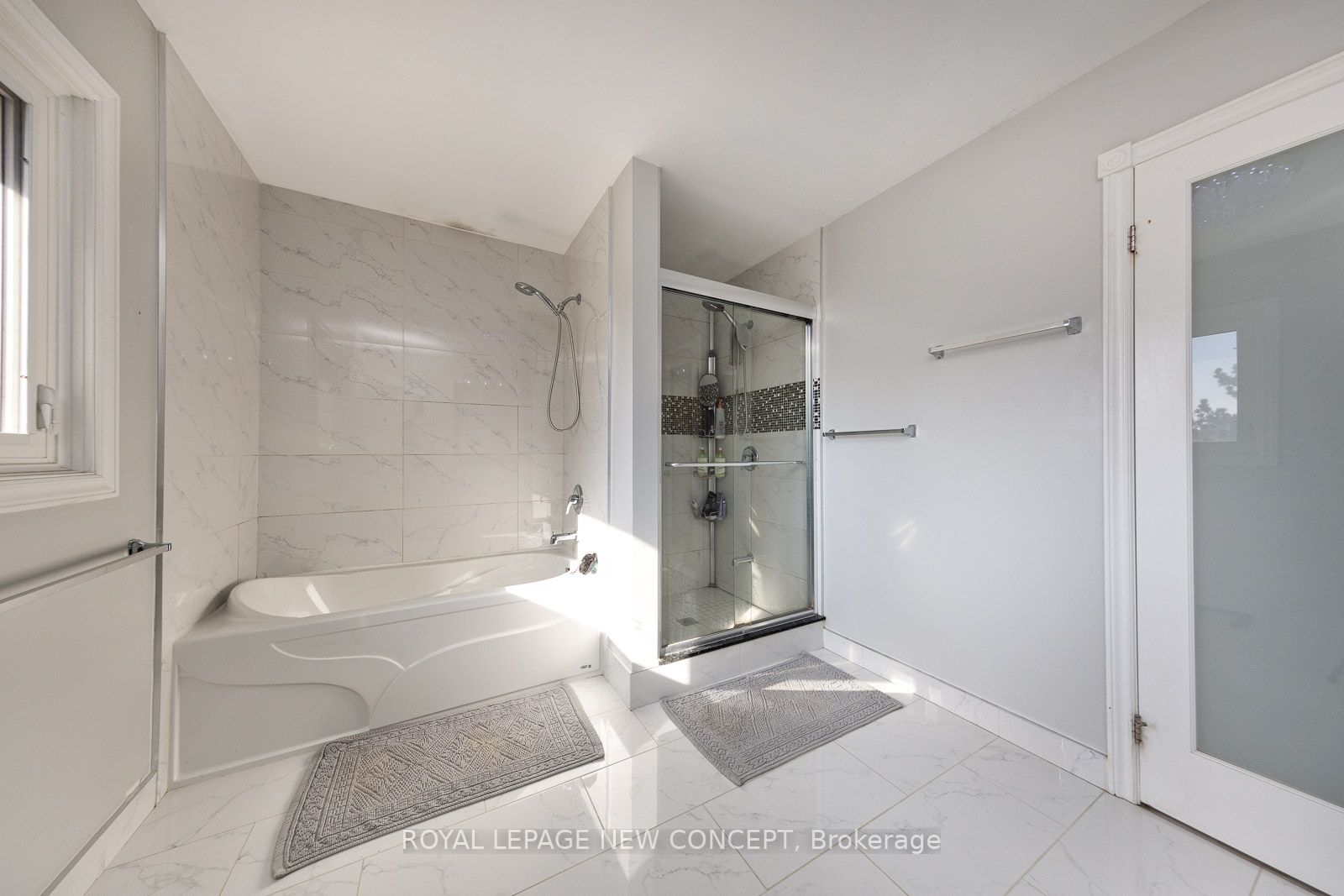 40 Marchwood Cres