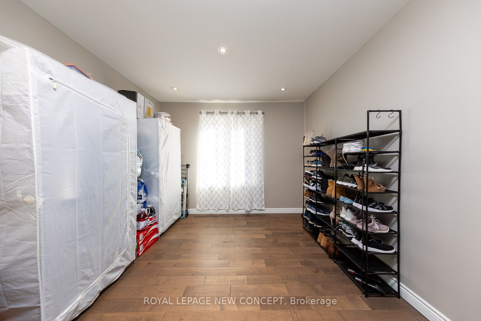 40 Marchwood Cres