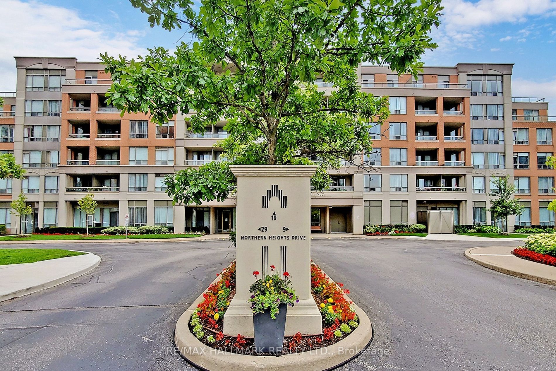 29 Northern Heights Dr, #315